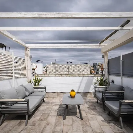 Attic Center Appartement